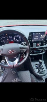 Prodám Hyundai i30 fastback - 3