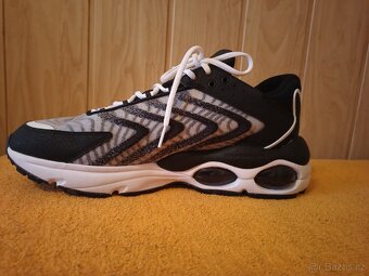 Sportovní boty Nike Air Max TW - 3