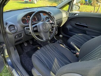 OPEL CORSA D 1,4 64kW r.v. 2010 najeto123tis. km - 3