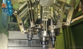 CNC Obráběcí centrum (vertikální) CHIRON FZ 16L - 3