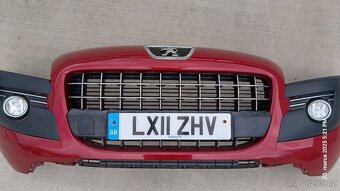 peugeot 3008 predny naraznik - 3