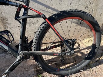 Celoodpruzene horske kolo Cube - 3