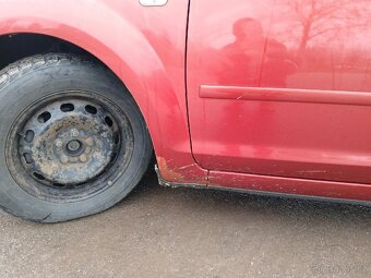 Ford Focus kombi 1,6 ;74KW,benzín,r.v 2007 - 3