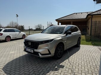 Honda CR-V PHEV + bohaté příslušenství - 3