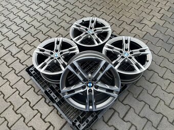 BMW 1 ,,M" kola 18" - 3