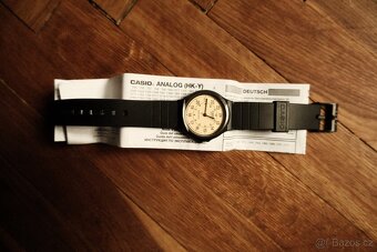 Hodinky CASIO MQ-24-9B - 3