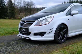 Opel Corsa D 1.4 OPC Line 64kw 2010 - 3