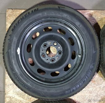 letní pneu Michelin 205/60 R16 / 2x6mm 2x4mm origo BMW disky - 3