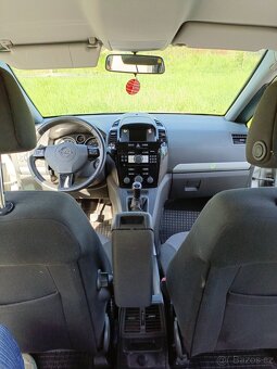 7 míst Opel Zafira B 1.6. 16V 85kW benzin rv 2009 naj 219tk - 3