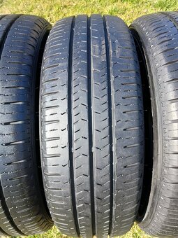 Nexen Roadian CT8 195/70/15C - 3