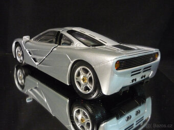 McLaren F1 Maisto 1/18 - 3