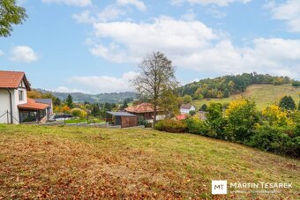 REZERVACE tavební pozemek 1327 m2 s vydaným stavebním povole - 3