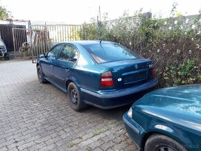 Škoda Octavia 1,6i benzin - 3