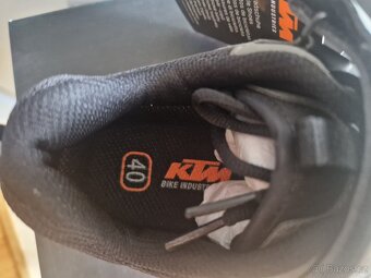 Cyklistické dámské boty KTM vel. 40 nové - 3