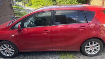 Toyota Verso - 3