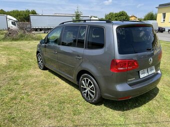 Volkswagen Touran 1.6TDi DSG - 3