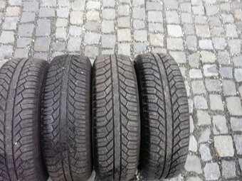 ZIMNÍ PNEU + DISKY 175/65R14 FORD 14" - 3