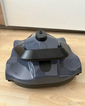 Automatický robotický bazénový vysavač 5200mAh - 3