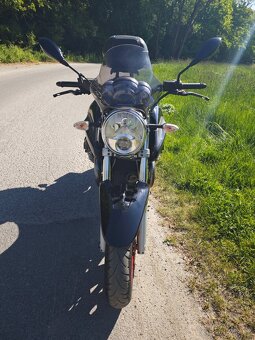Moto guzzi Breva 1100 - 3