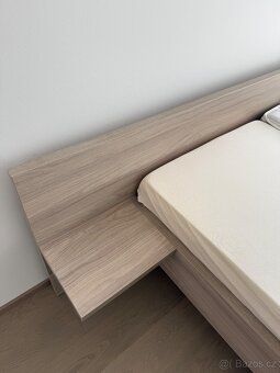 Luxusní postel od truhláře – nadčasový design - 3