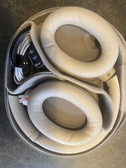 Sony WH-1000XM4, stříbrná jako nová - 3