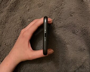 iPhone 11 - 3