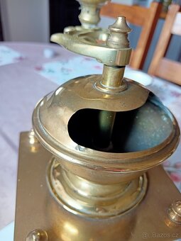 Mlýnek na kávu - 3