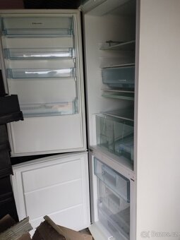 Prodám chladnička s mrazákem - 3