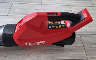Milwaukee M18 FBLG3 - 3