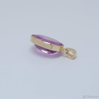 Zlatý přívěsek s ametystem - 3