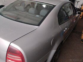 Superb 1.9tdi 96kw automat - 3