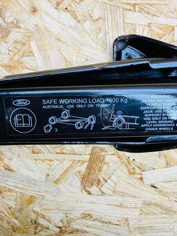 Hever 1600kg na dodávku Ford originál - 3