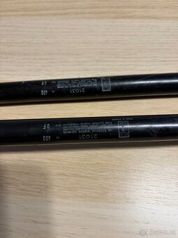 Písty do kufru na škodovku - 3