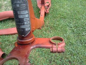 Rám a díly Jawa pionýr 555 - 3