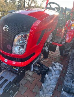 TRAKTOR 4x4, 1500 kg - 3