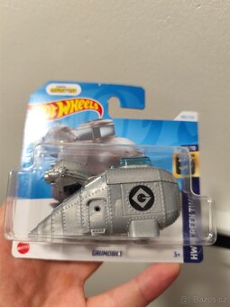 Hot wheels autíčka - 3