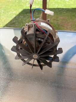 Motor - 3