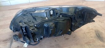 Pravé přední světlo Volvo XC60 - 3