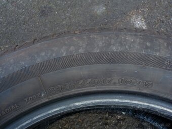 Prodám Bridgestone Turanza 235/55R17 103Y - 3