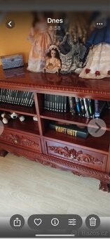 Starožitná ložnice – postel s matrací, komoda a noční stolky - 3