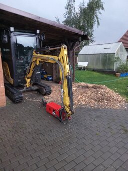Pronájem minibagru Yanmar Sv18 - 3