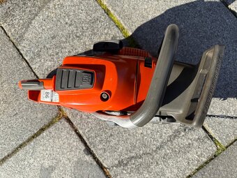 Prodam motorovou pilu husqvarna 560xp - 3