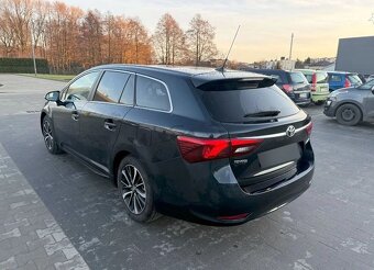 Toyota Avensis 2.0 D-4D Premium - 3