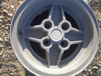 Prodám alu kola ford veterán - 3