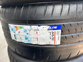 Sada - NOVÉ - letní 245/35 R20 + 305/30 R21 Michelin - 3