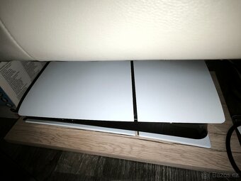 PlayStation 5 vs Slim - 3