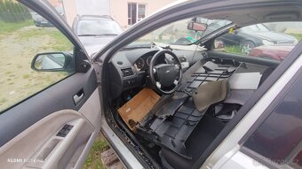 MONDEO KAROSERIE NA KOLECH DOBRÁ ZADNÍ NÁPRAVA - 3