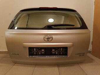 Dveře Toyota Avensis T25 - 3