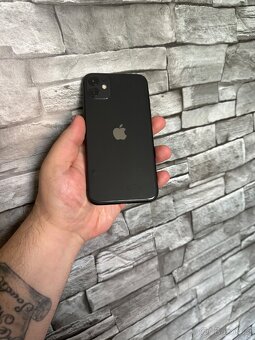 iPhone 11 - 3