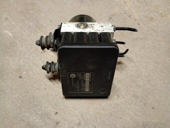 Vw Caddy 2,Golf 5 - Jednotka ABS 1K0907379k - 3
